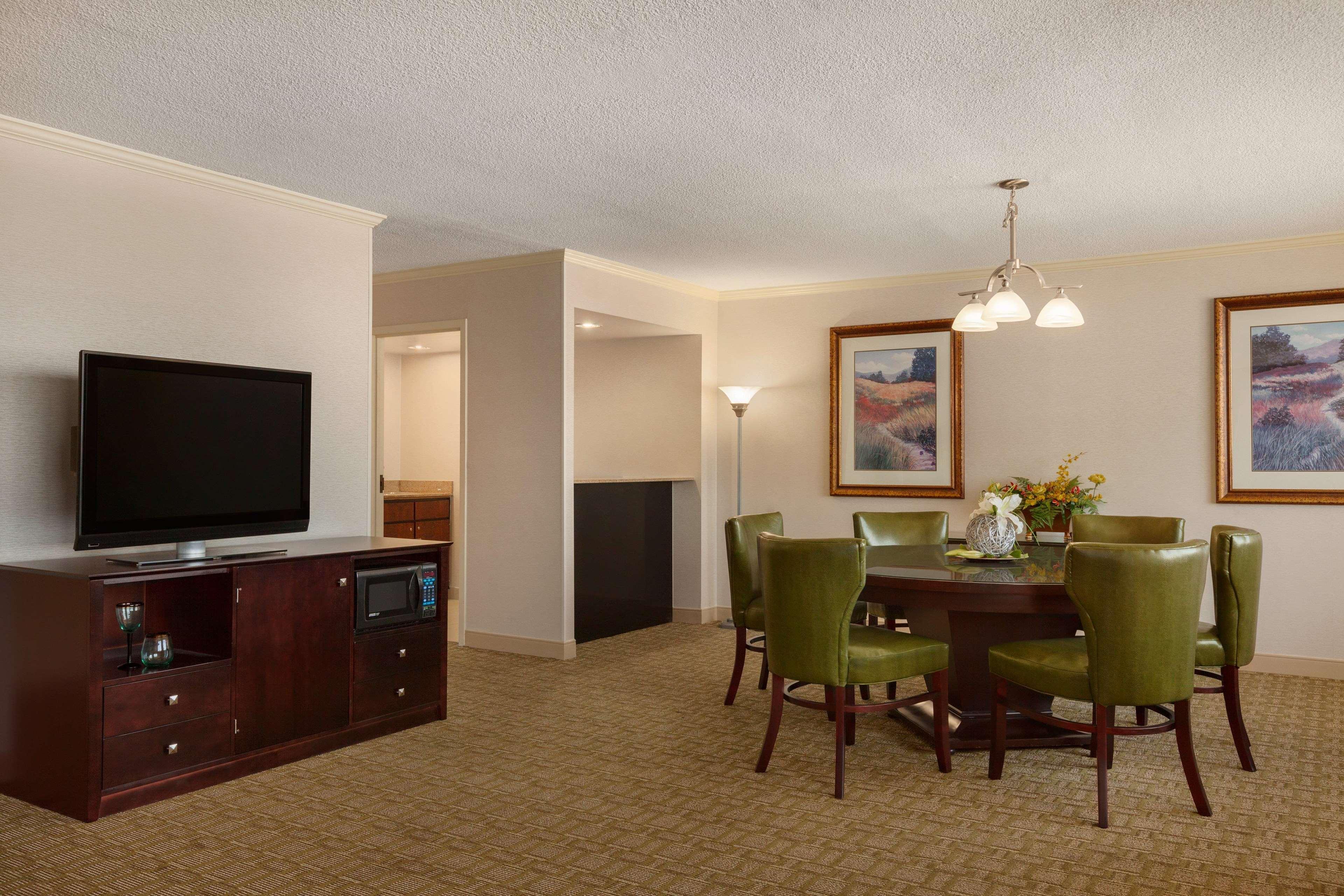 Hilton Fort Wayne At The Grand Wayne Convention Center (Adults Only) Buitenkant foto