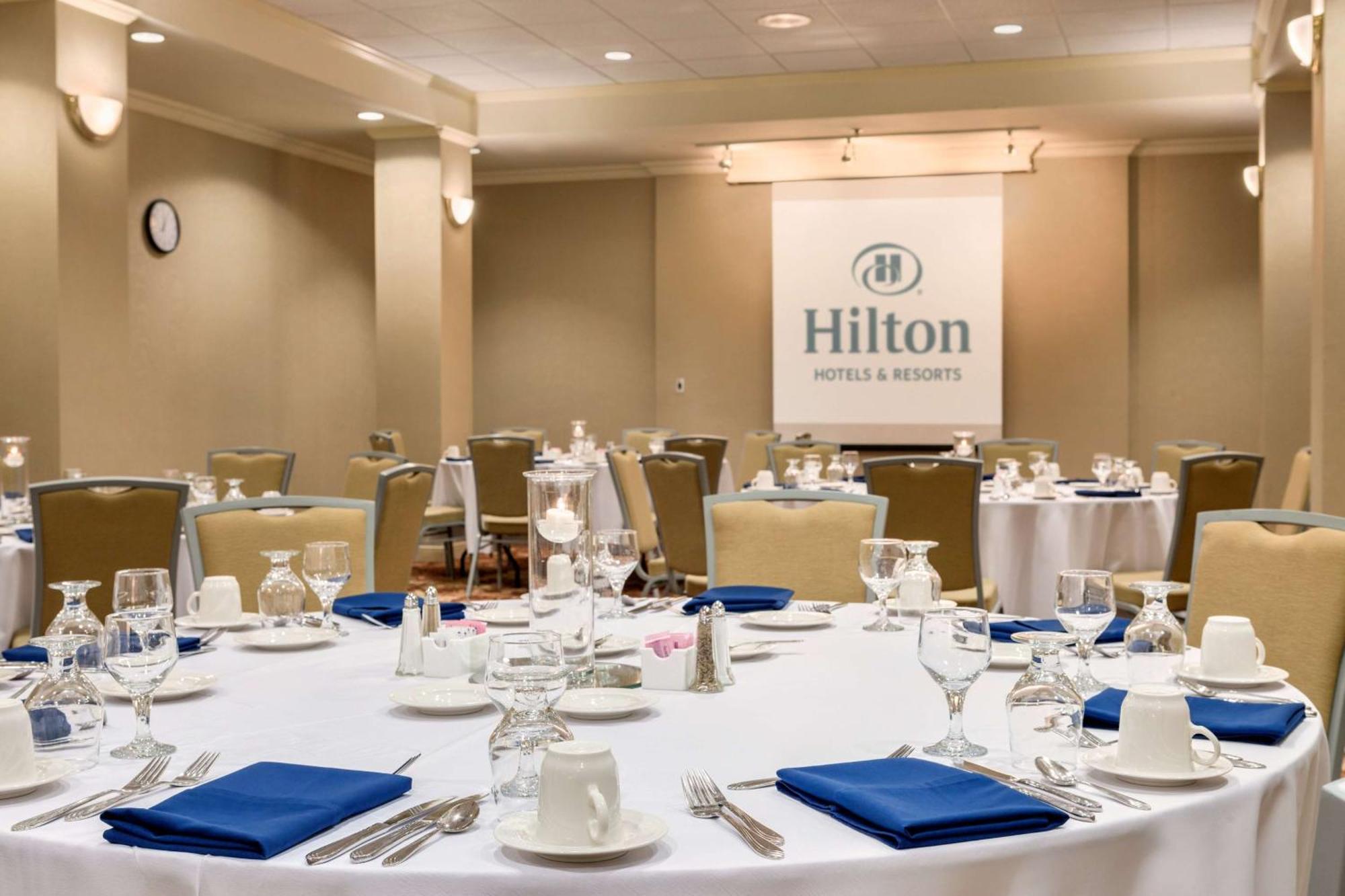 Hilton Fort Wayne At The Grand Wayne Convention Center (Adults Only) Buitenkant foto