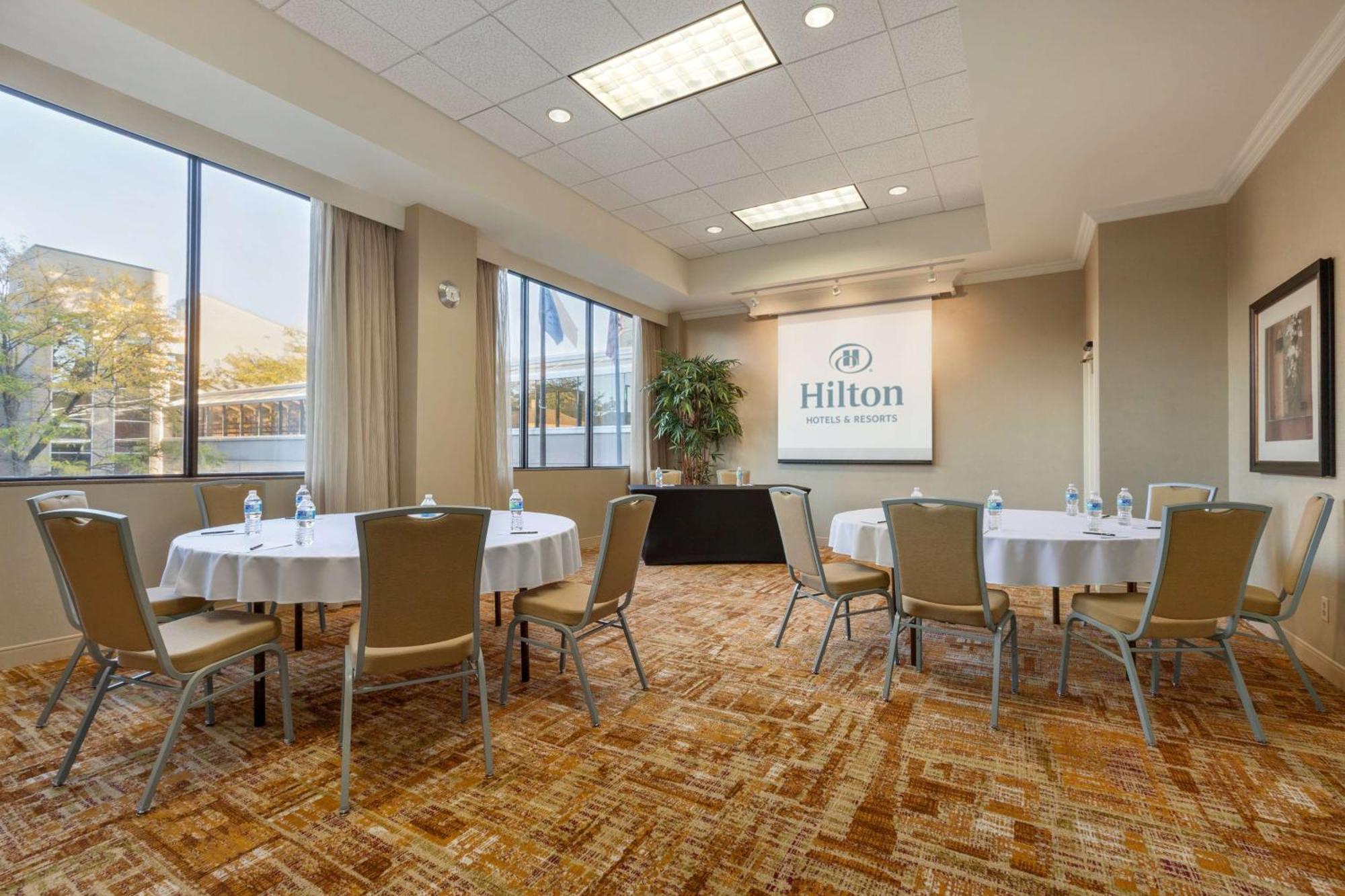 Hilton Fort Wayne At The Grand Wayne Convention Center (Adults Only) Buitenkant foto