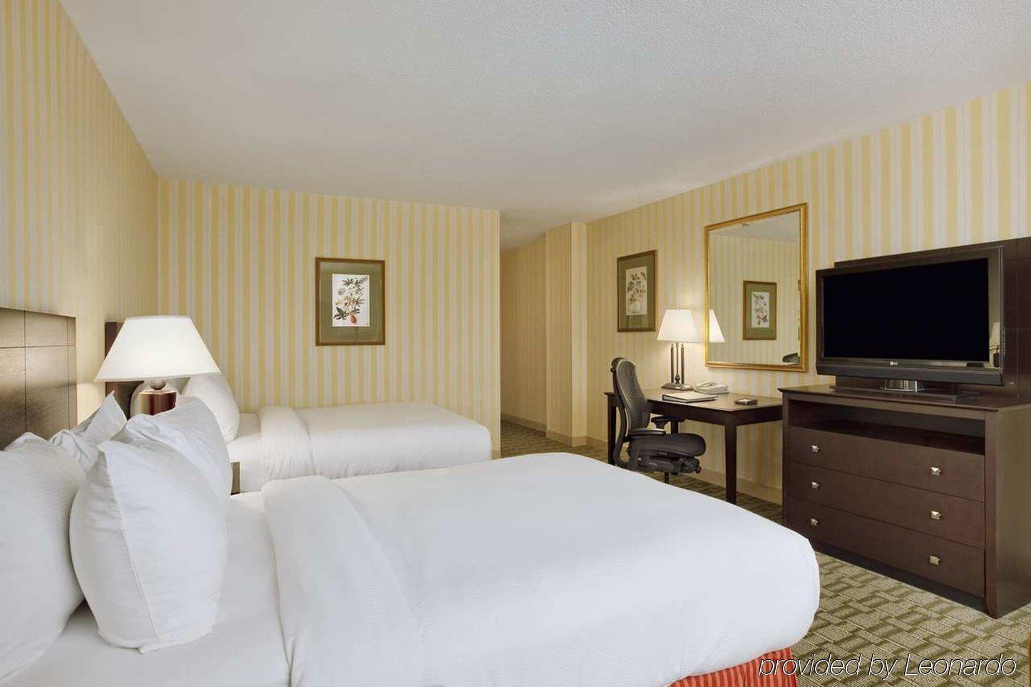 Hilton Fort Wayne At The Grand Wayne Convention Center (Adults Only) Kamer foto