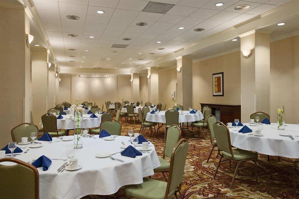 Hilton Fort Wayne At The Grand Wayne Convention Center (Adults Only) Kamer foto